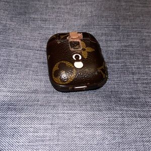 Louis Vuitton AirPod Gen 1,2 Case